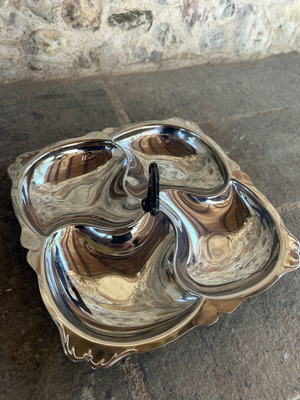 Serving tray for nuts used