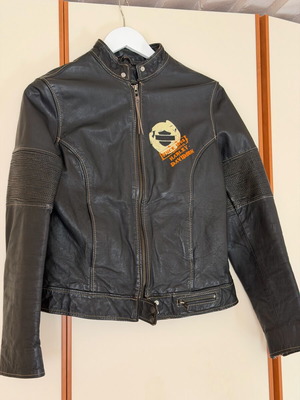 Harley Davidson women leather biker jacket used