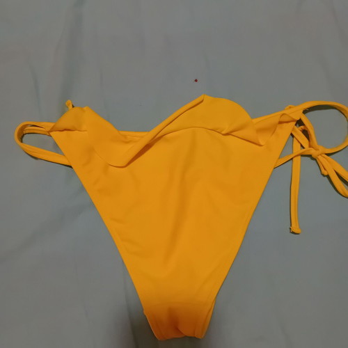 Yellow bikini like new, size medium