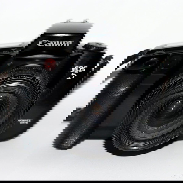 Canon EOS 5 Film & Canon EF 28-105mm 3.5-4.5 II USM