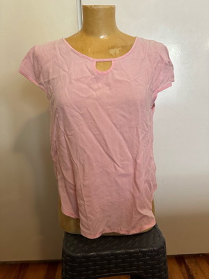 Baby pink shirt size S with light breathable fabric