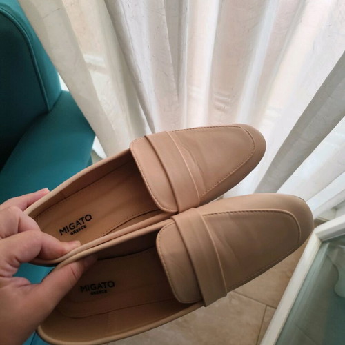 Migato moccasins size 40 like new, beige