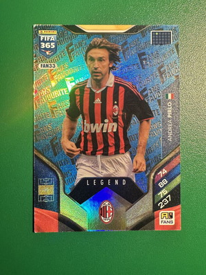 Panini Adrenalyn XL FIFA 365 Andrea Pirlo Legend AC Milan Blue Parallel card like new