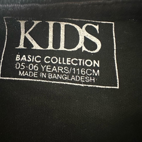 Video game t-shirt pack of 2 for 5 years old, like new