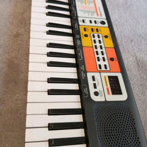 YAMAHA harmonium