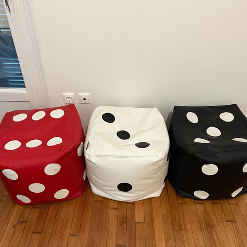 Pouf dice set of 3, like new, leatherette