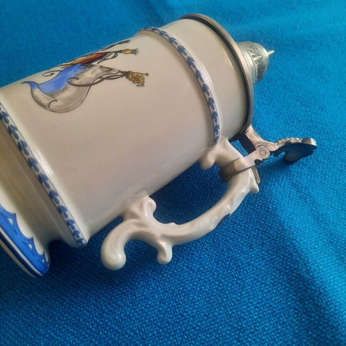 Bavarian Beer Stein like new with coat of arms, 24 cm