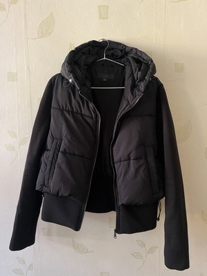Zara black women's jacket with hood and pockets size L like new with down