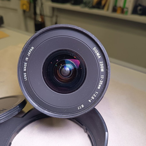 Sigma 17-35mm D 1:2.8-4 lens used for Nikon full frame