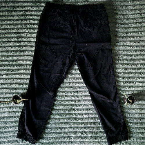 H&M Pants Black Like New Size 34 Wide Fit
