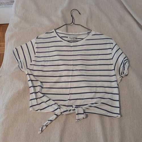 Striped crop t-shirt with tied sleeves used, Bershka, white and blue, size M