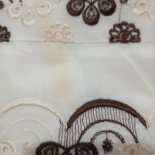 Bed sheet set with brown machine embroidery, 2 pillowcases