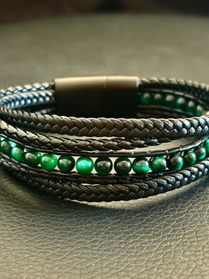 Leather bracelet with green stones, new, 20.5 cm