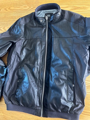 Pull & Bear men's black bomber jacket, size L