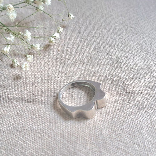 Silver ring 925 wave design like new