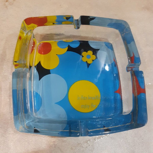 Glass ashtray new with beautiful design