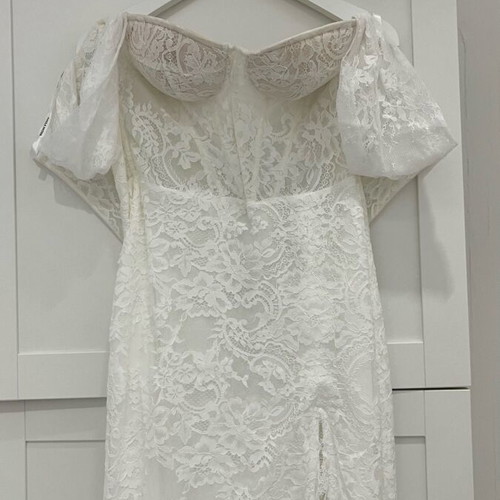 Milla Nova wedding dress SS24 new, white with detachable sleeves and lining