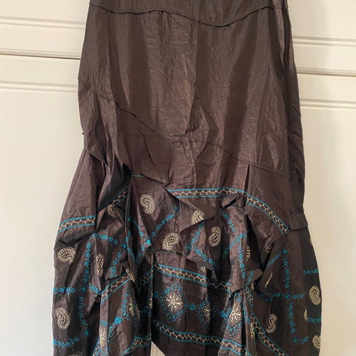 Satin skirt and blouse set like new, brown, large size