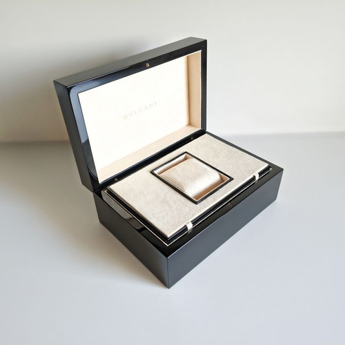 Bvlgari wooden lacquered luxury watch storage box new
