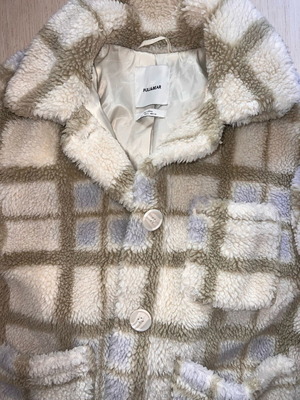 Pull&Bear checked fur like new