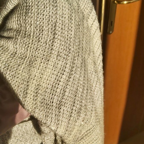 Turtleneck sweater like new, size large by Simple