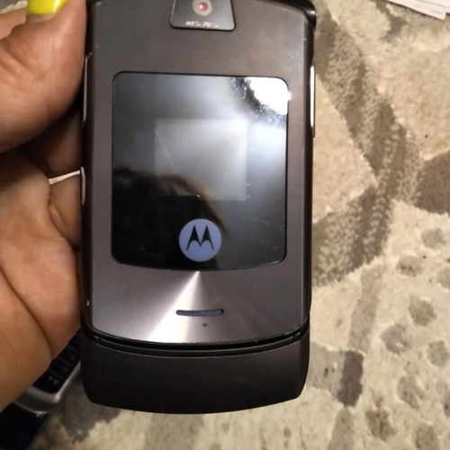 Motorola V3i phone for parts or restoration