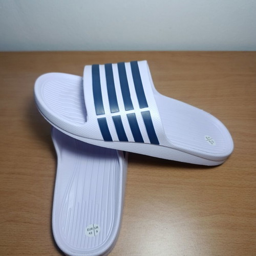 Ocean Addicts slides white with blue stripes
