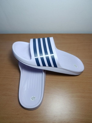 Ocean Addicts slides white with blue stripes