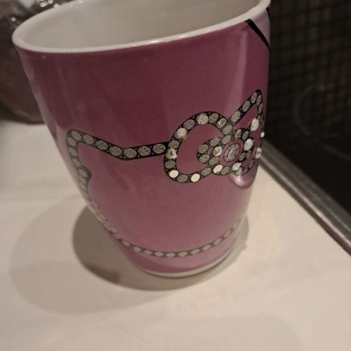 Hello Kitty mug like new