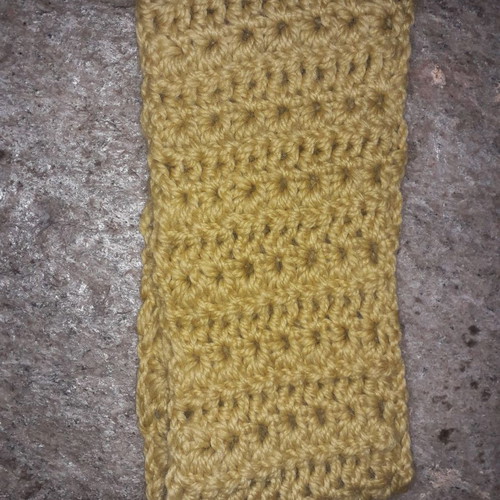 Knitted scarf collar new in mustard color