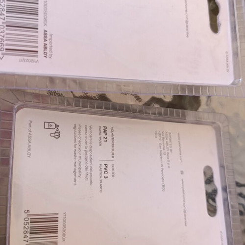 Yale large padlocks new unused, set of 2