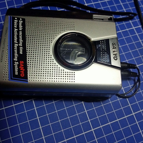 Sanyo Talk Book TRC 1149 Compact Cassette Recorder like new