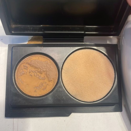 Mac lip pencil Lasting Sensation and eyeshadow Paradisco like new