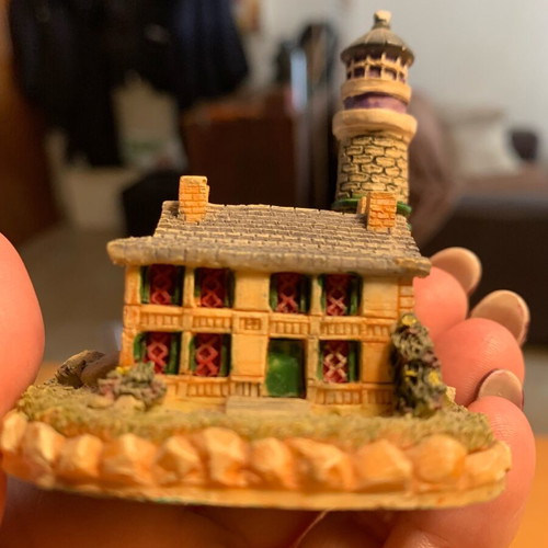 Decorative ceramic miniature new from Switzerland