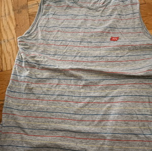 Levis vintage δεκαετία 80 . Το μπλουζάκι που είχαμε όλοι μας λιβάις. Μπλούζα αμάνικη βαμβακερή