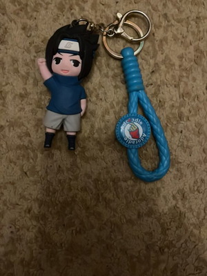 Sasuke figure keychain new