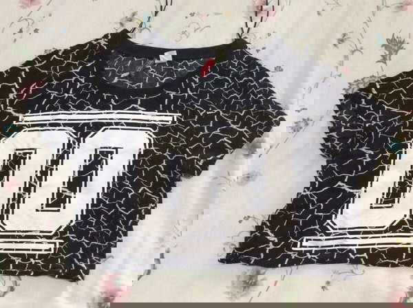 H&M grop Γυναικεία /εφηβική μπλούζα