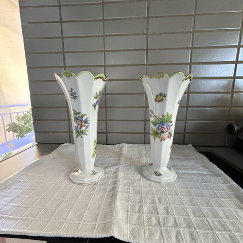 Herend 2 Queen Victoria Vases 22cm new