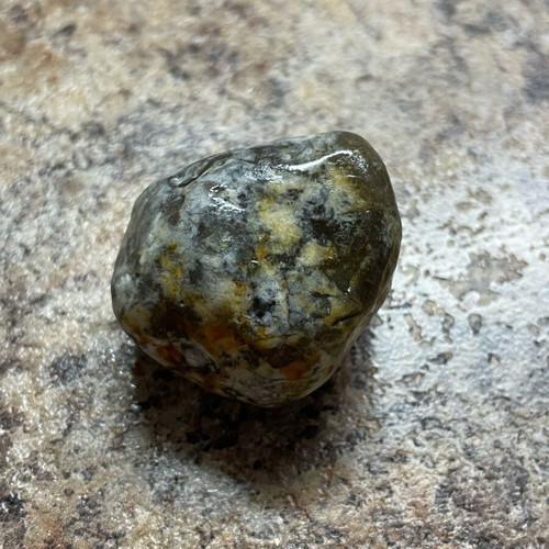 Natural jasper–quartz stone new with shine