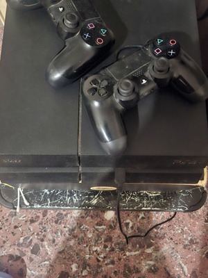 PlayStation 4 1TB console like new with many games