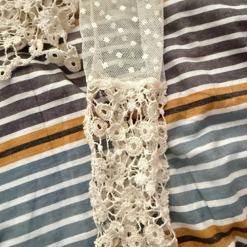 Zara top like new, small, white and beige