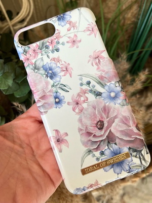 Ideal of Sweden case for iPhone 8 Plus used