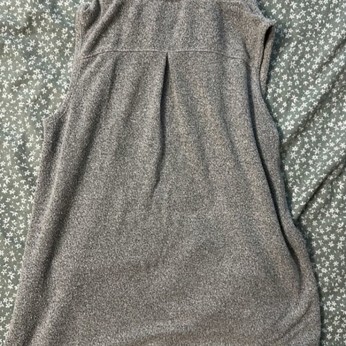 Gray sleeveless top with collar size S used, Street One