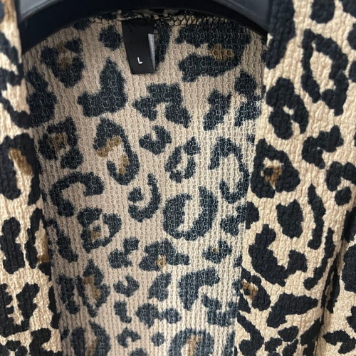 Tiger print set like new, black and beige