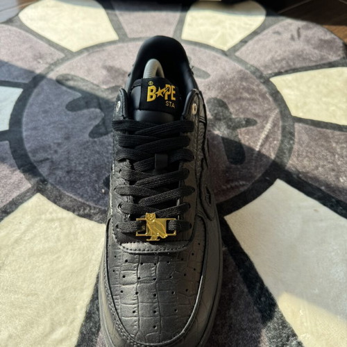 Bape x Ovo sneaker brand new, size 44, black and gold