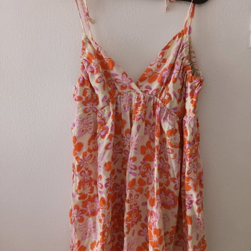 Mini dress new, size L