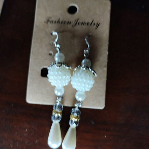 Pearl Bijou Earrings new, handmade with golden tones
