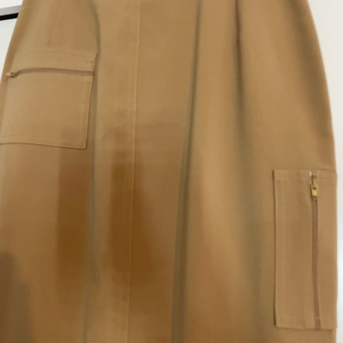Midi skirt like new, beige, size M with pockets and zipper