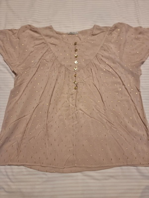 Regalinas women's blouse one size new dusty pink with gold details
