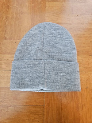 Prada hat like new, gray, one size